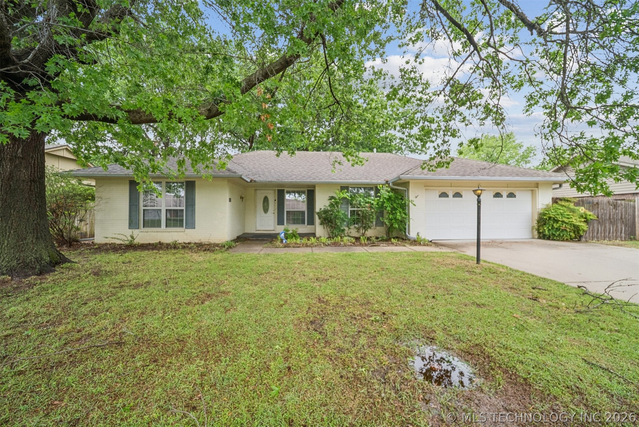 409 N Elder Avenue Property Photo 1