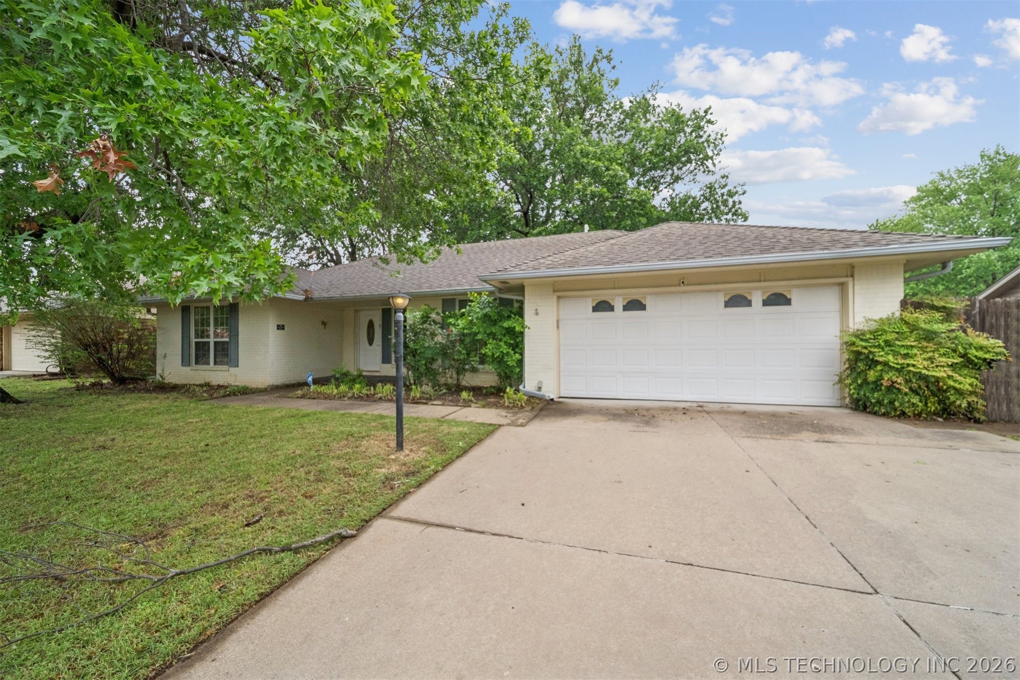 409 N Elder Avenue Property Photo 2