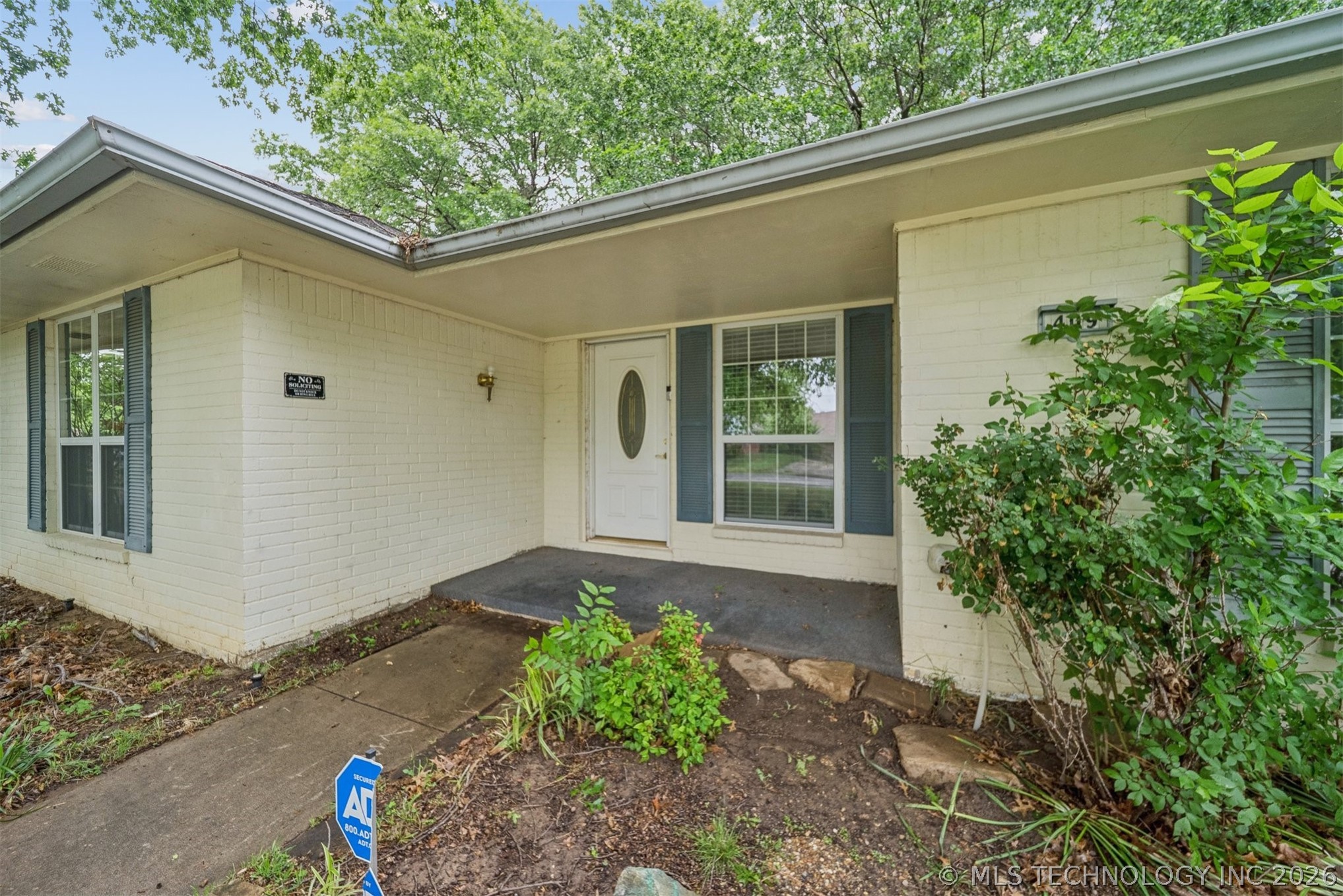 409 N Elder Avenue Property Photo 3
