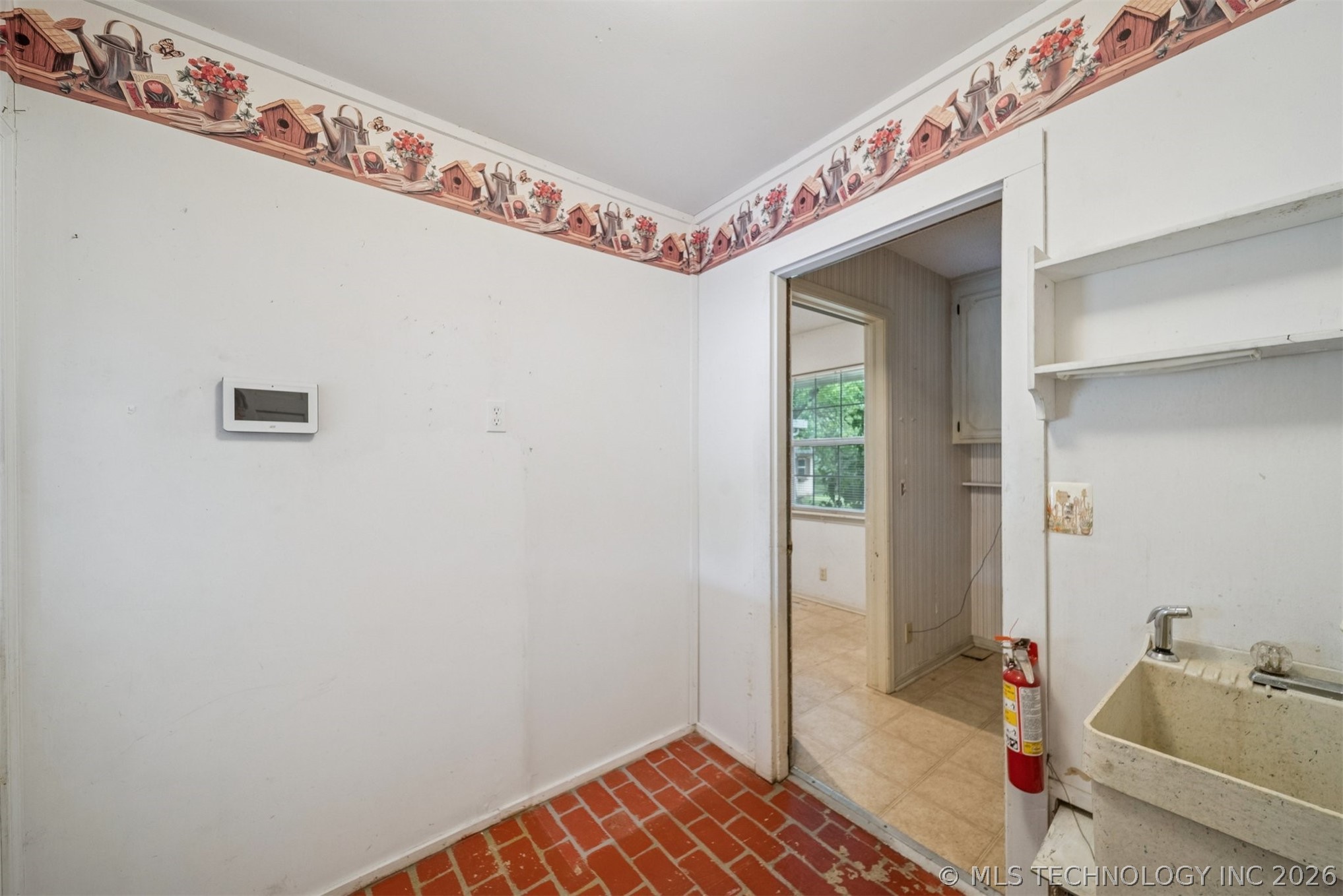 409 N Elder Avenue Property Photo 10