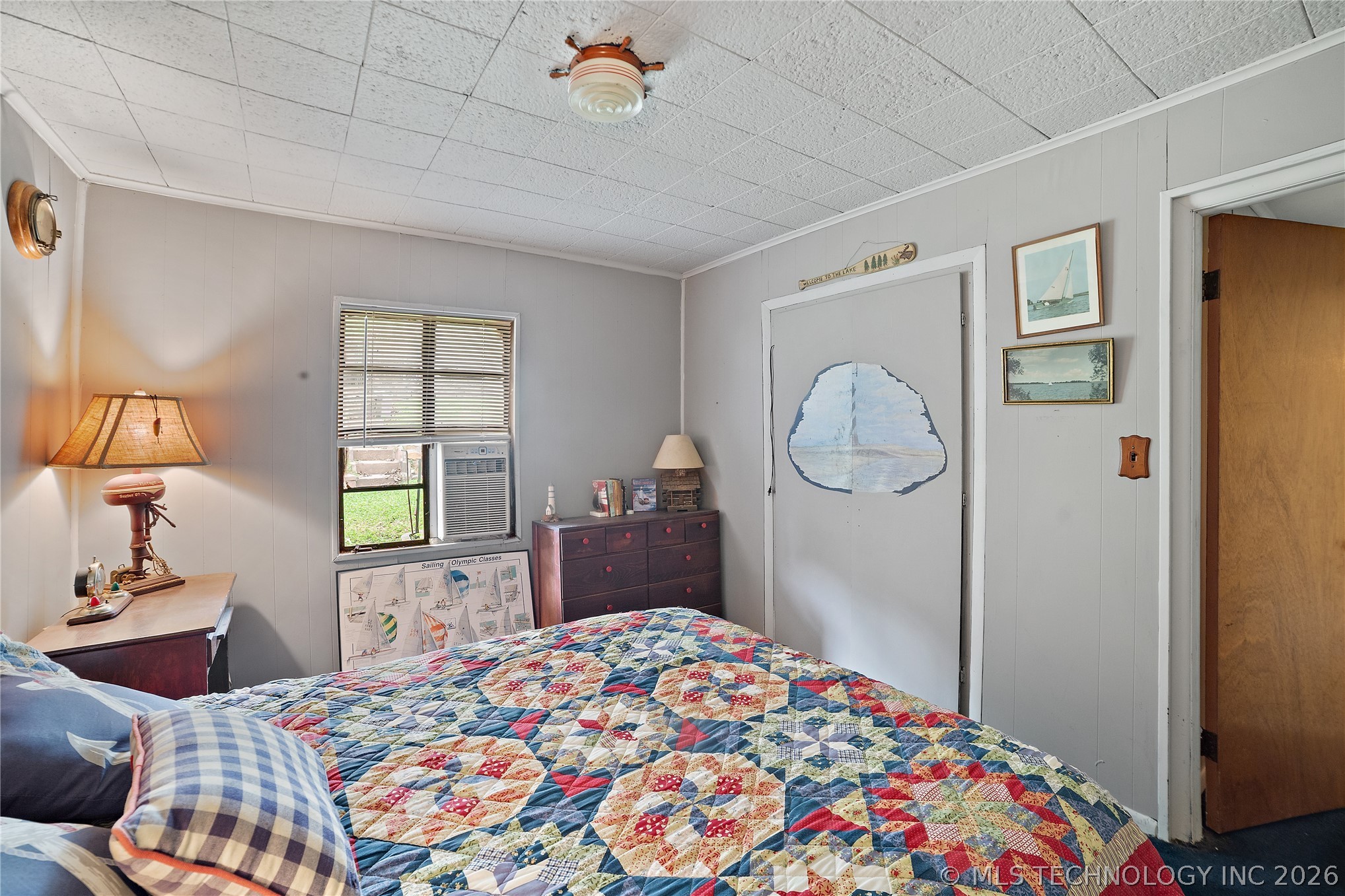 3192 W Hickory Hills Drive Property Photo 12