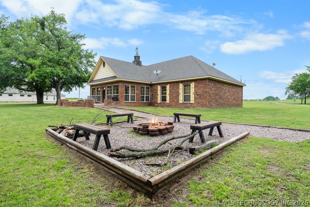 1712 Beach Landing Drive Property Photo 4