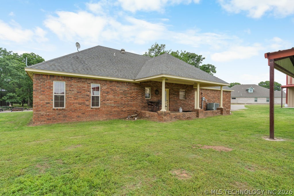 1712 Beach Landing Drive Property Photo 5