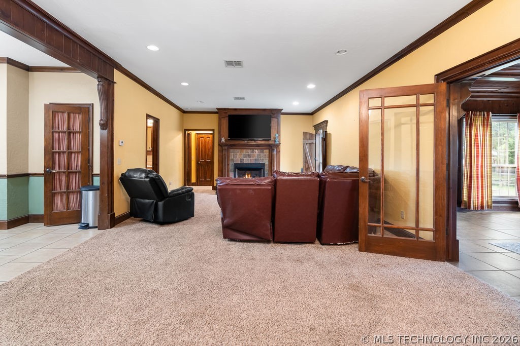 1712 Beach Landing Drive Property Photo 12