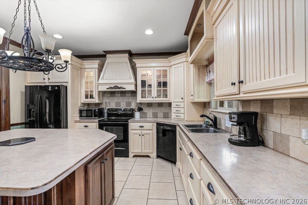 1712 Beach Landing Drive Property Photo 24