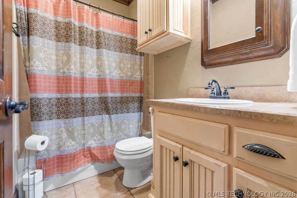 1712 Beach Landing Drive Property Photo 27