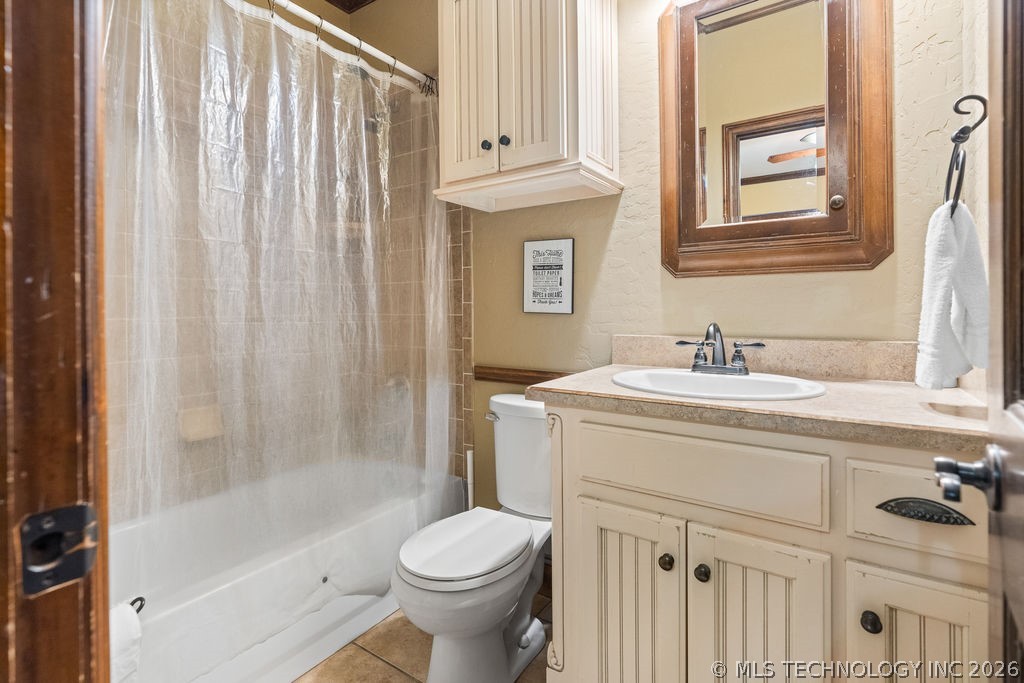 1712 Beach Landing Drive Property Photo 29