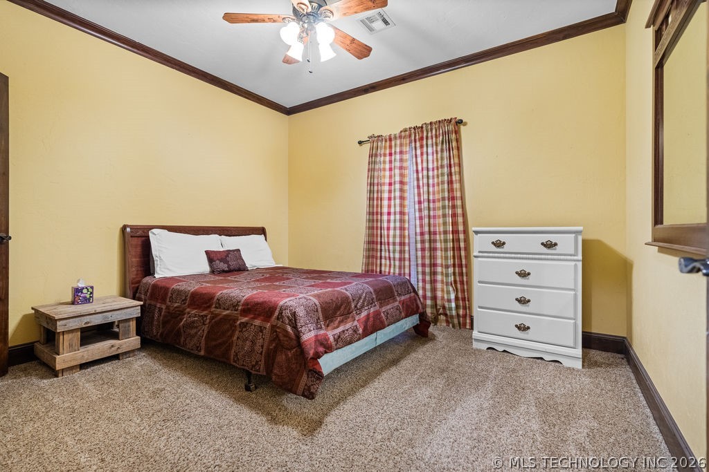 1712 Beach Landing Drive Property Photo 32
