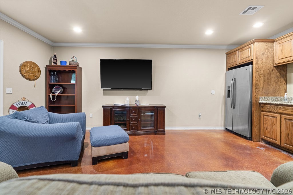 1712 Beach Landing Drive Property Photo 39