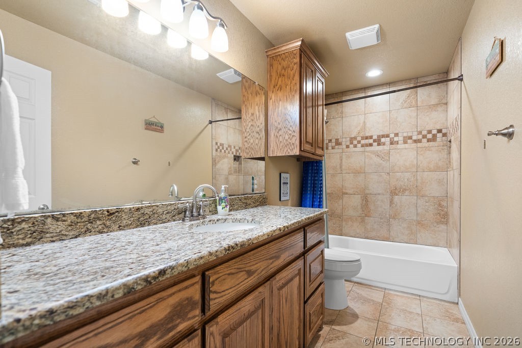 1712 Beach Landing Drive Property Photo 47