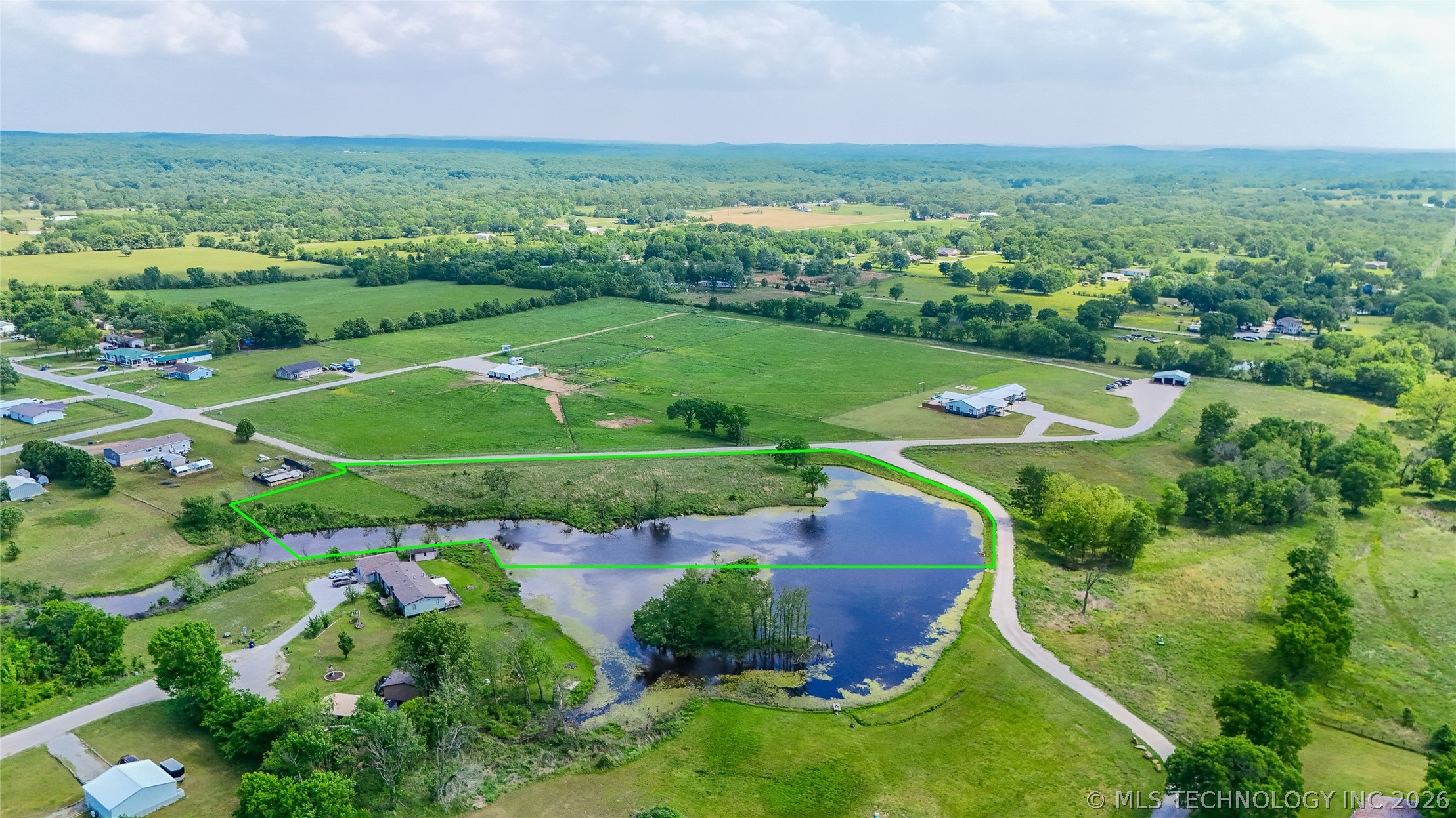 Deer Creek Road Property Photo 1