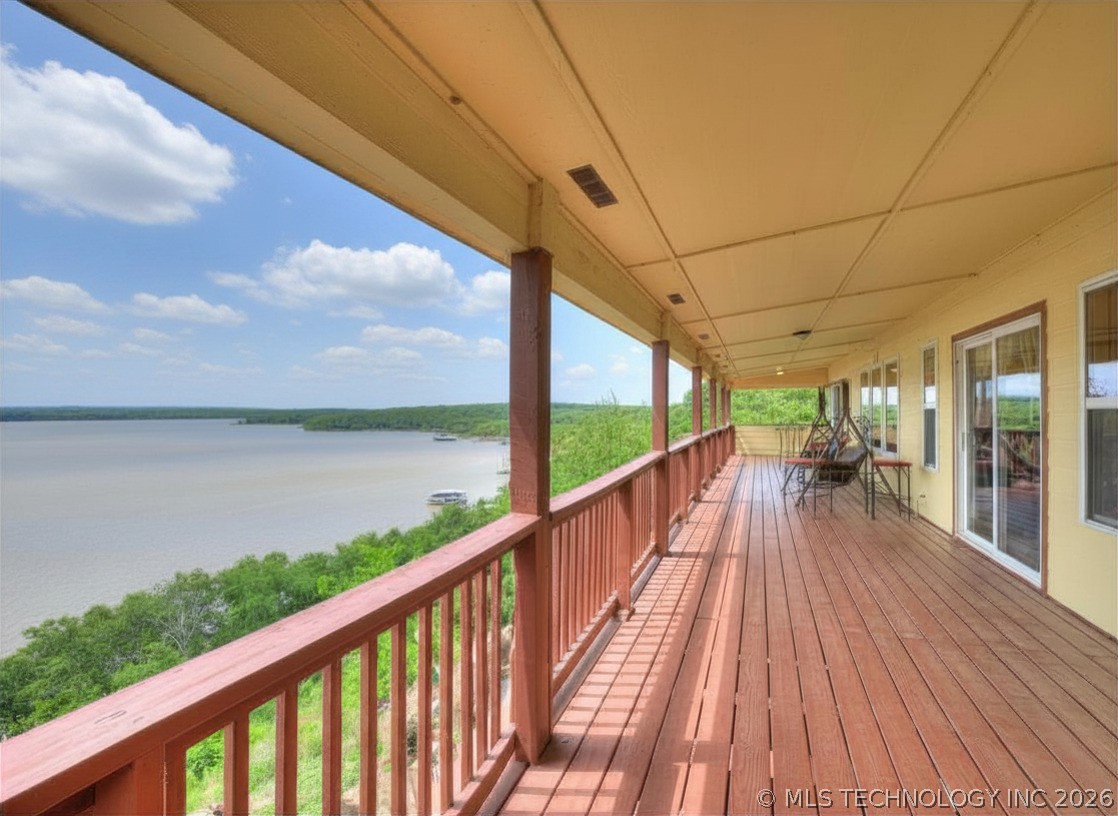 332 E Highland Avenue Property Photo 2