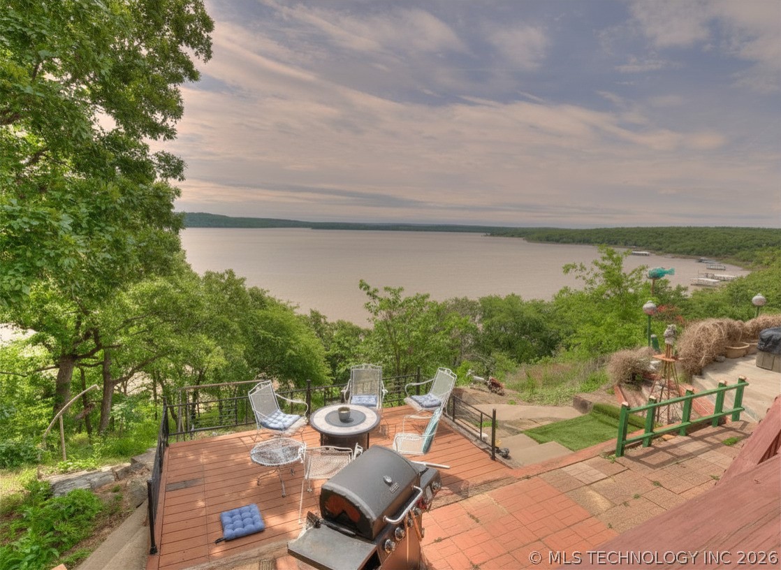 332 E Highland Avenue Property Photo 14