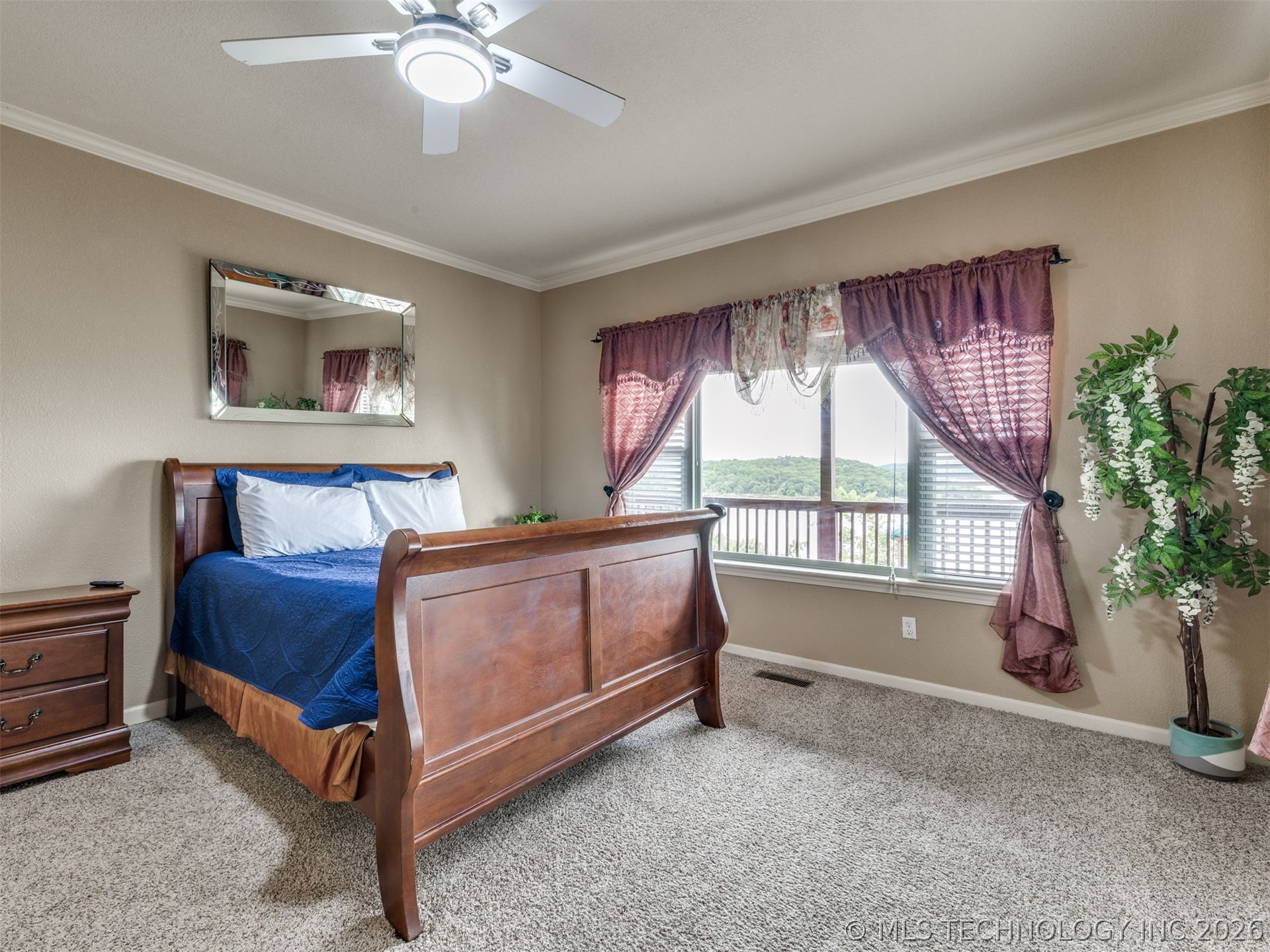332 E Highland Avenue Property Photo 40