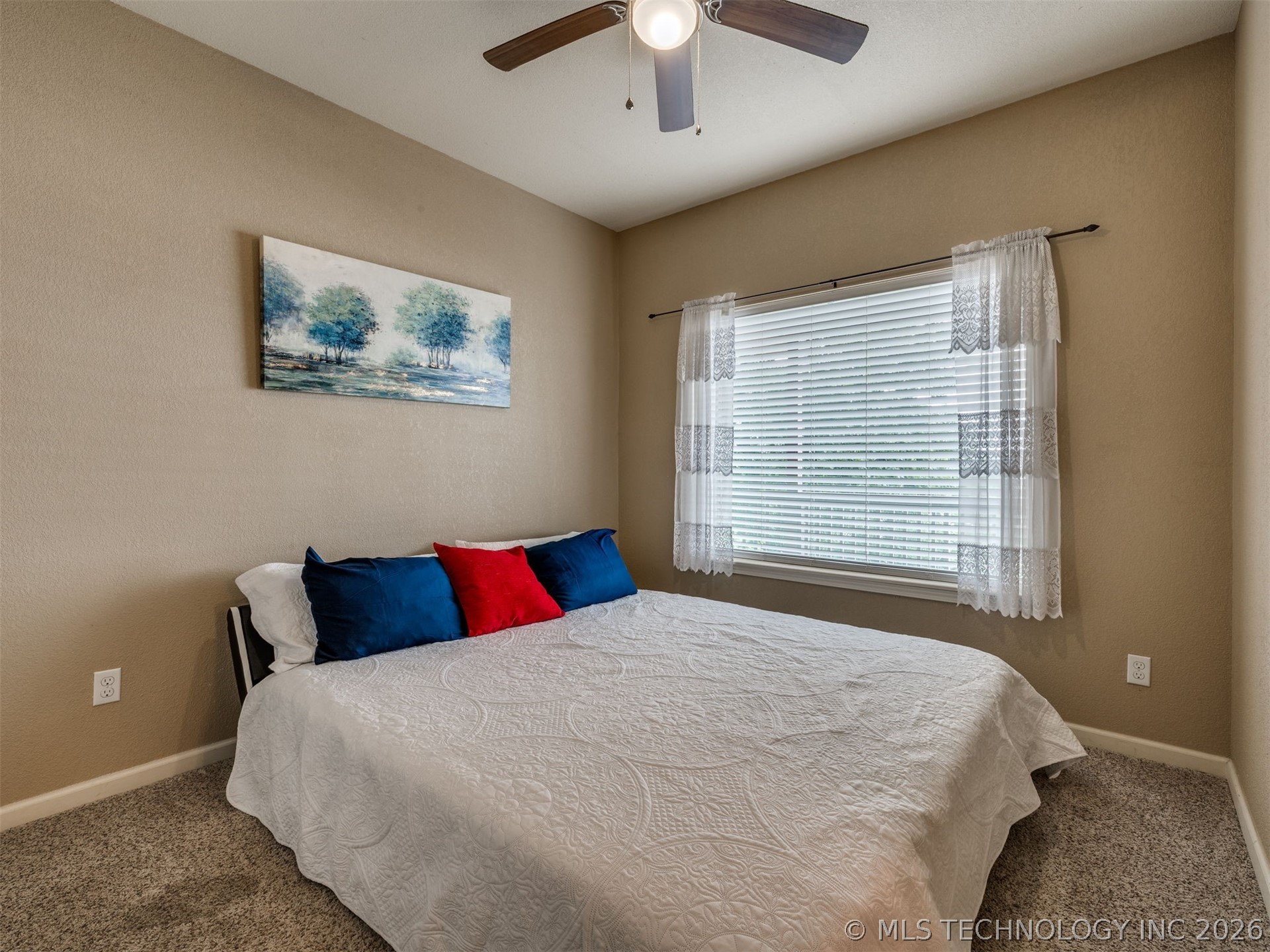 332 E Highland Avenue Property Photo 53
