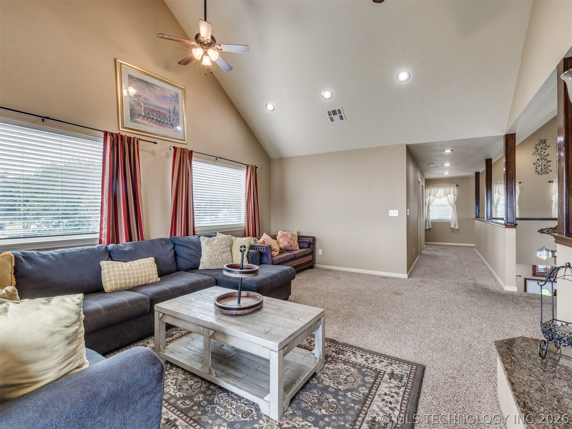 332 E Highland Avenue Property Photo 63