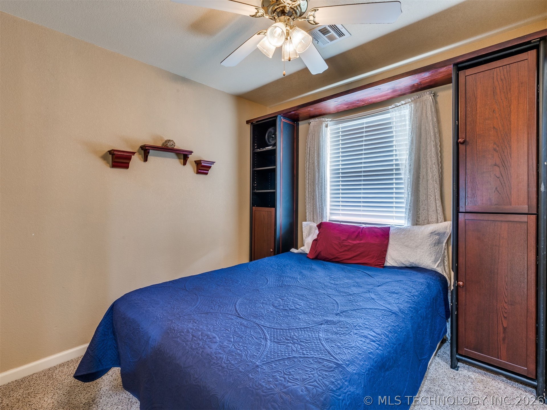 332 E Highland Avenue Property Photo 65