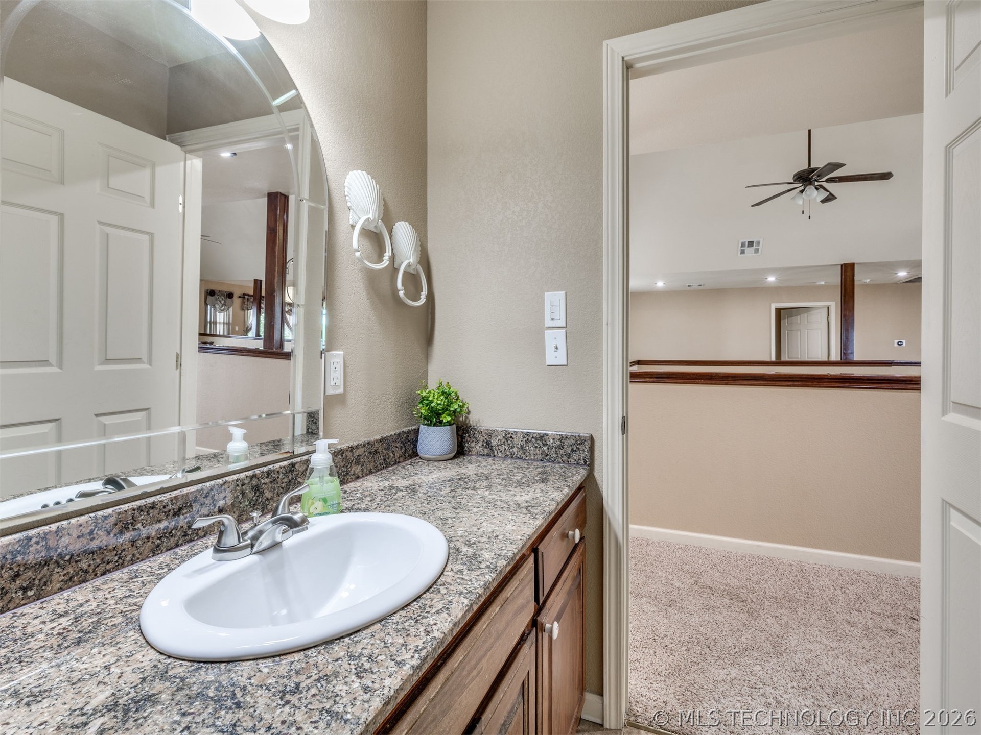 332 E Highland Avenue Property Photo 67