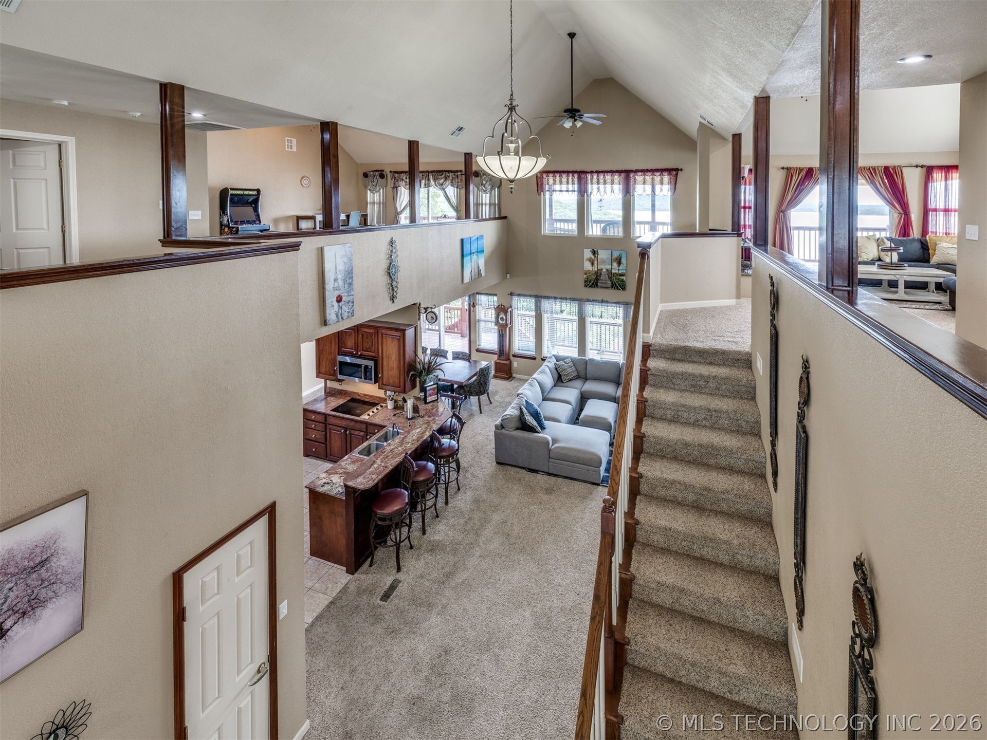 332 E Highland Avenue Property Photo 68