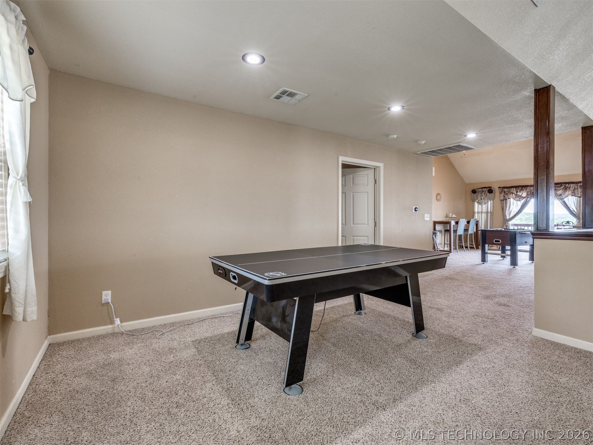 332 E Highland Avenue Property Photo 69
