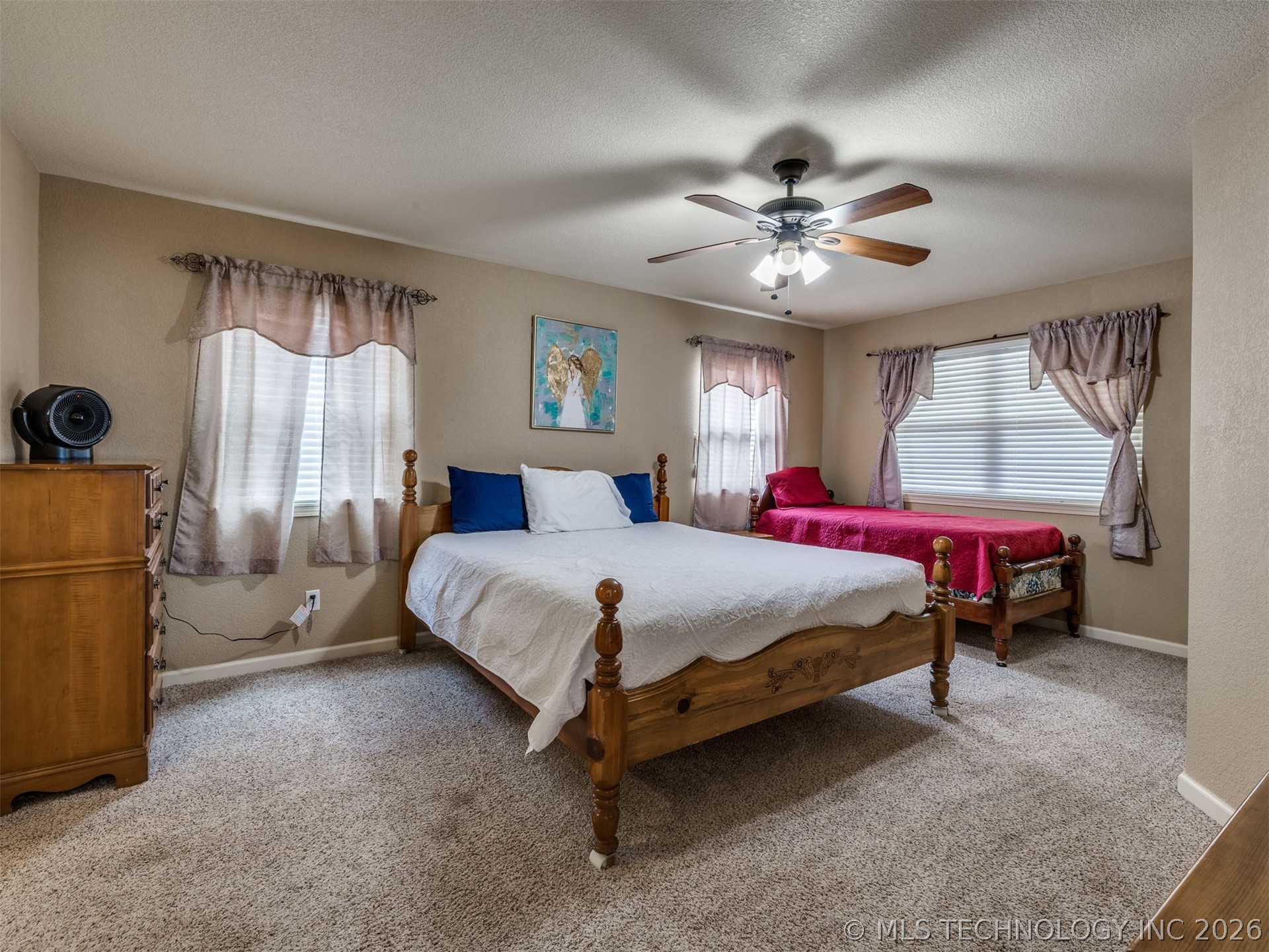 332 E Highland Avenue Property Photo 77