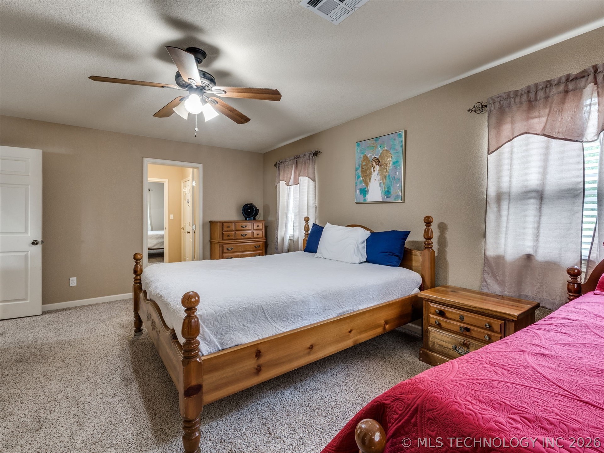 332 E Highland Avenue Property Photo 78