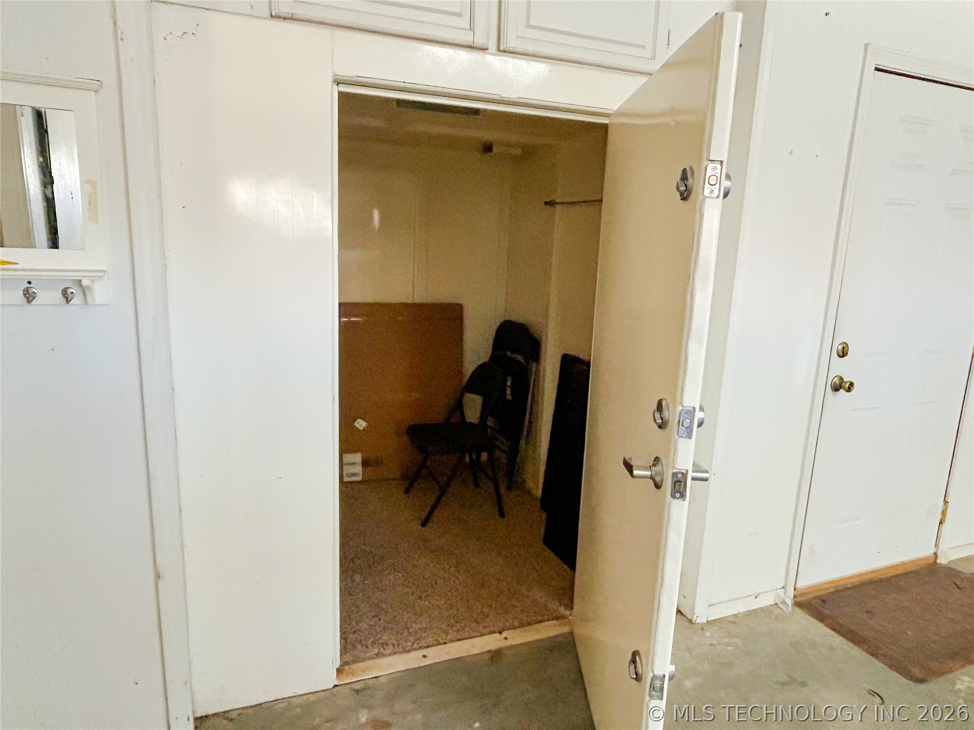 332 E Highland Avenue Property Photo 89
