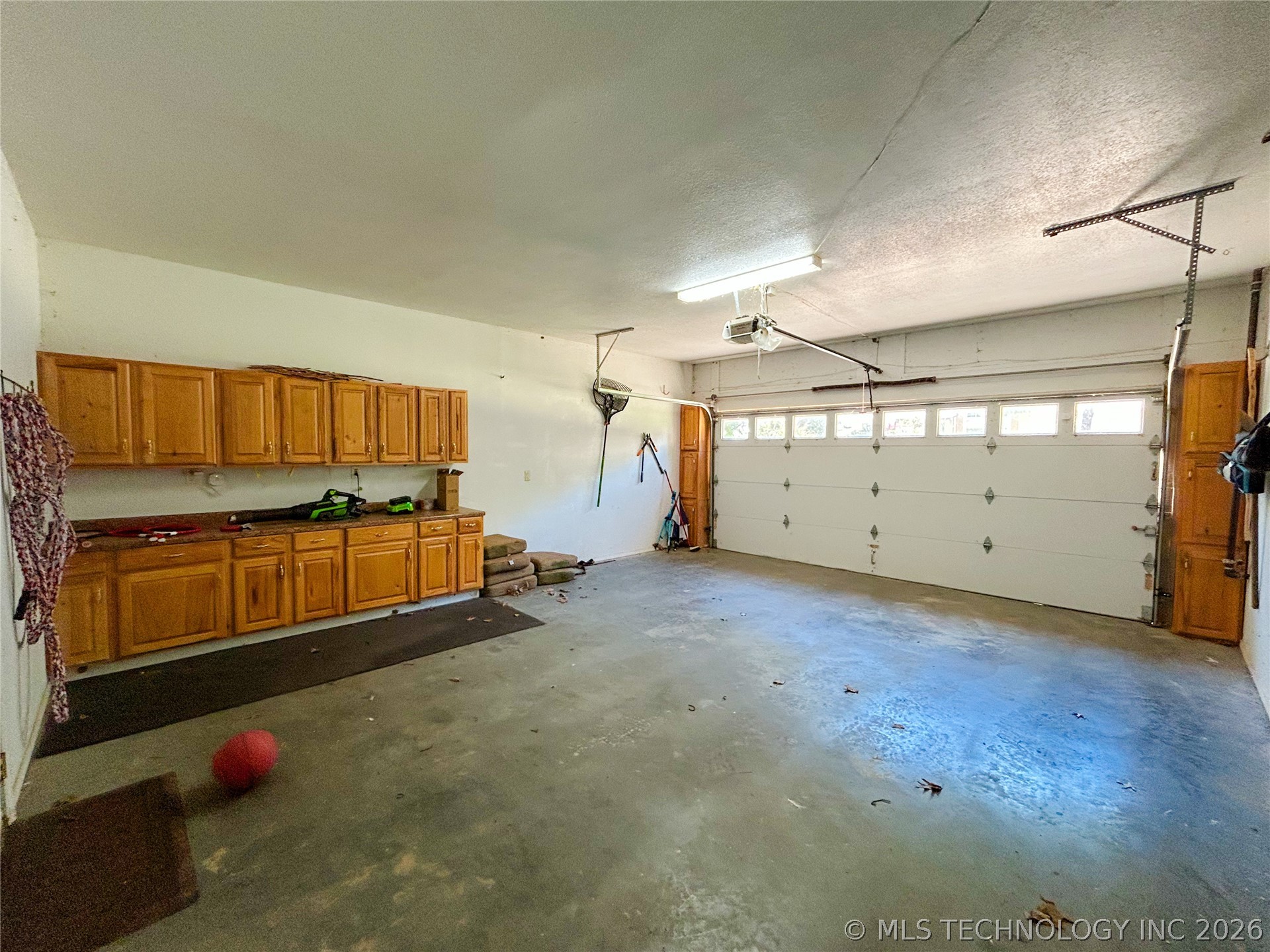332 E Highland Avenue Property Photo 91