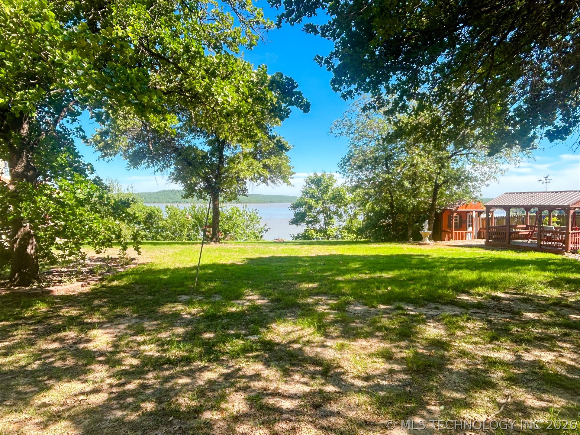 332 E Highland Avenue Property Photo 92