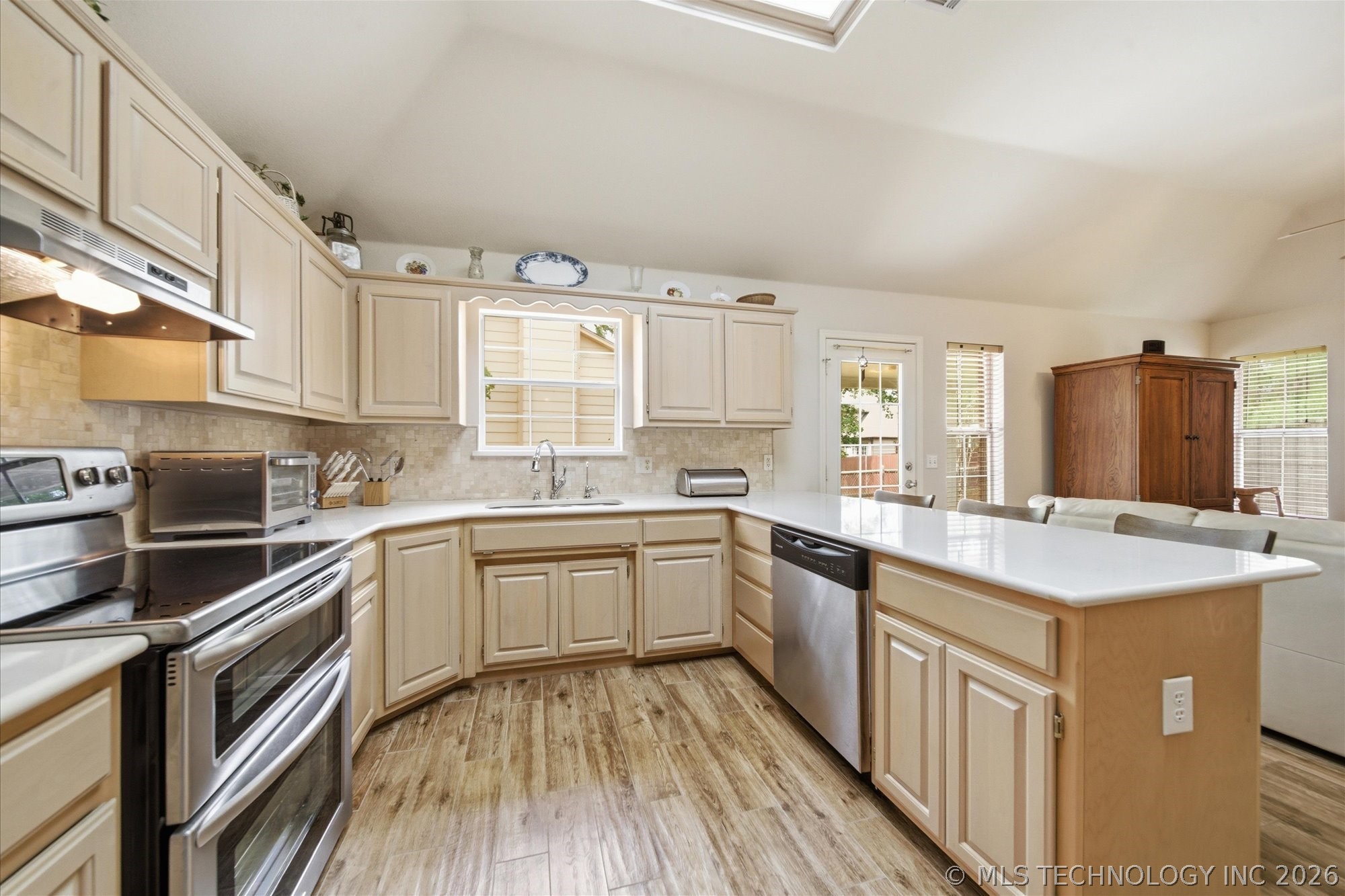 3731 S 74th West Place Property Photo 11