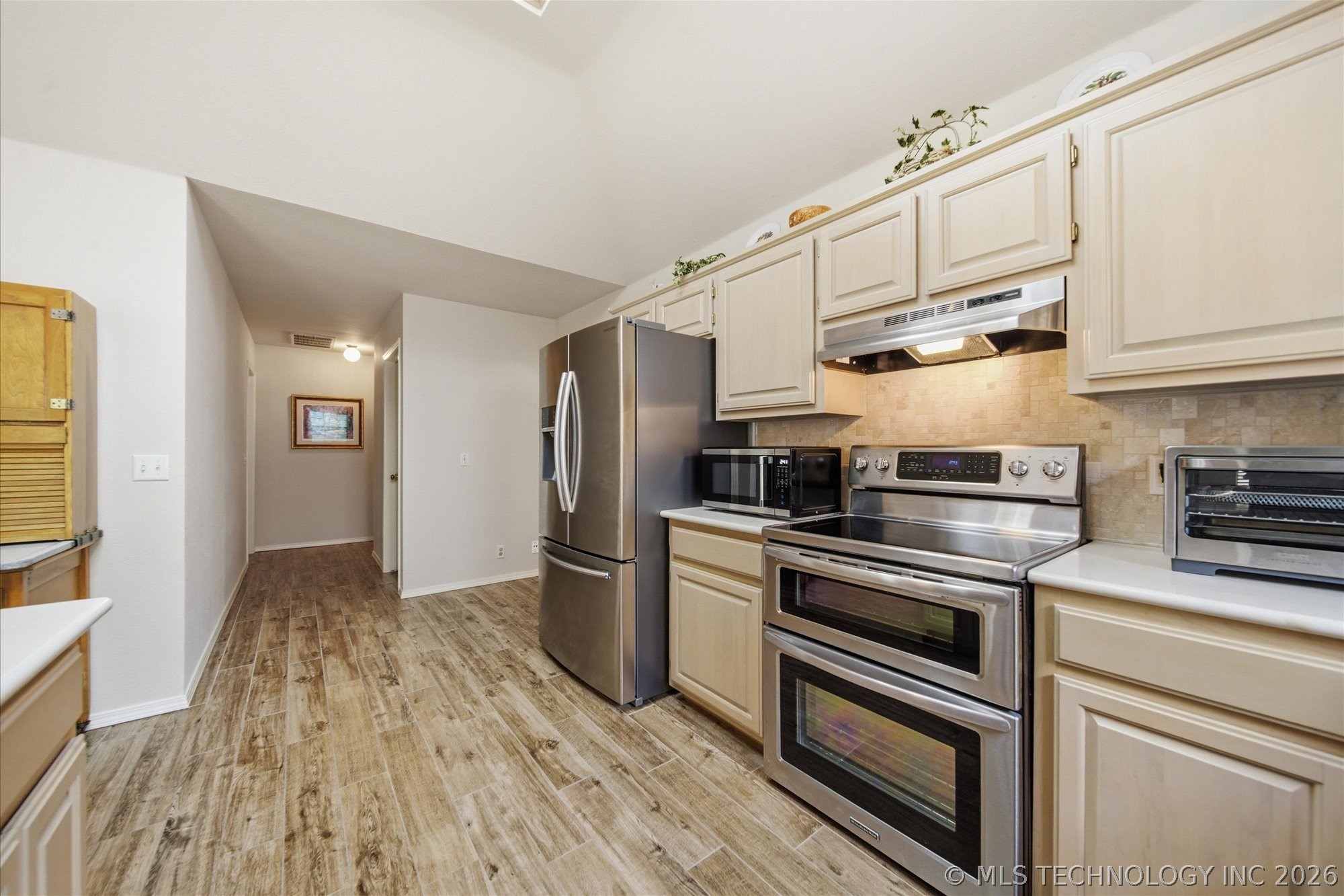 3731 S 74th West Place Property Photo 15
