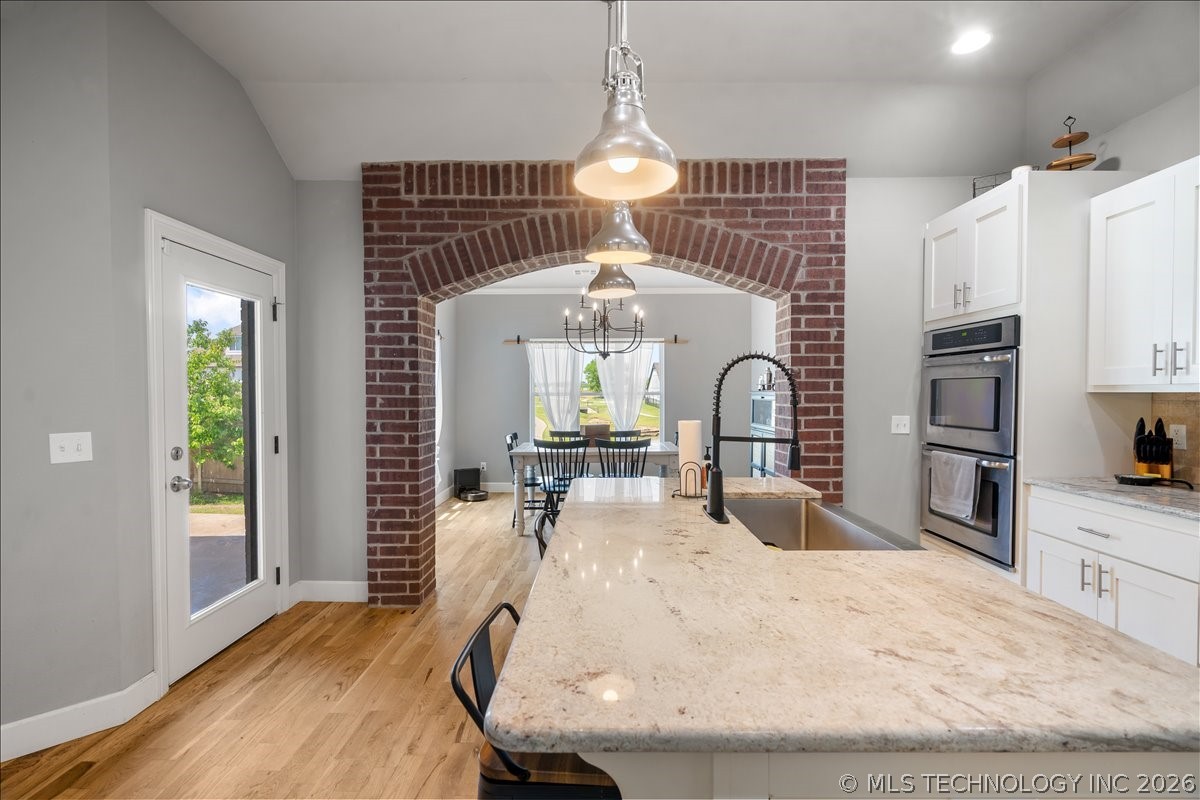 14302 S Florence Avenue Property Photo 12