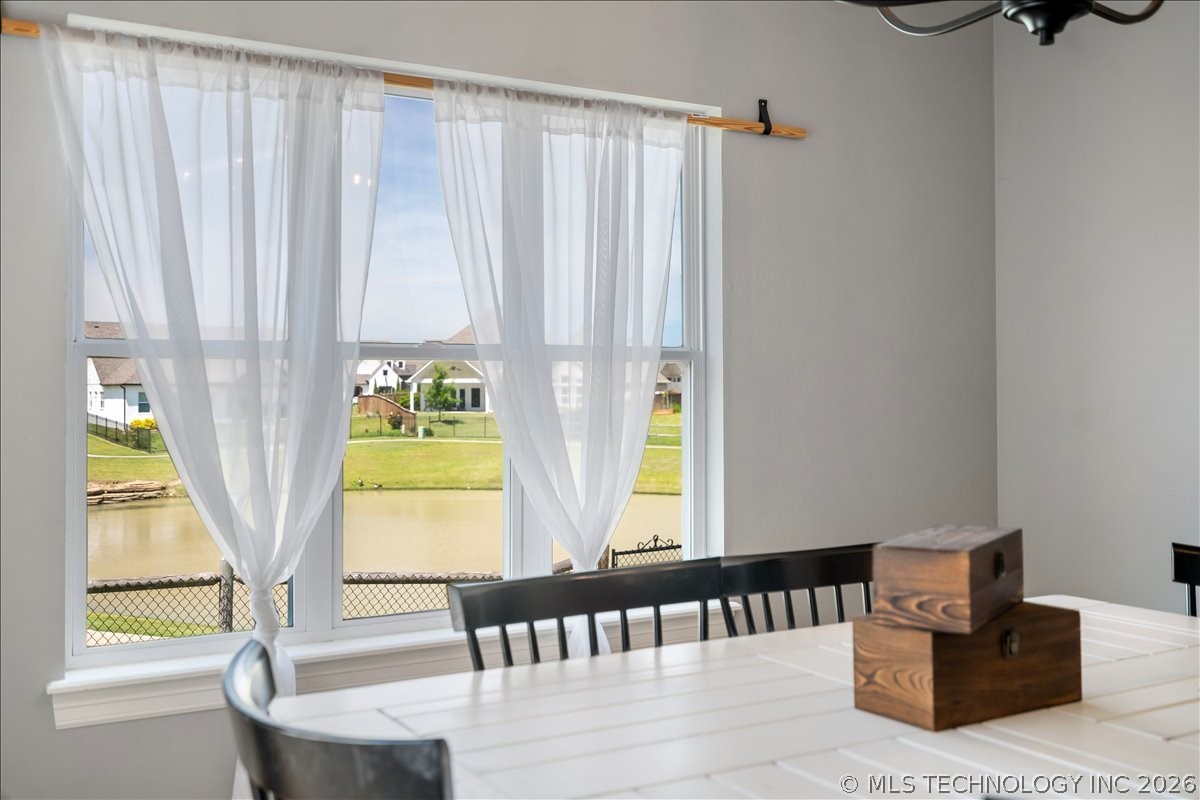 14302 S Florence Avenue Property Photo 17