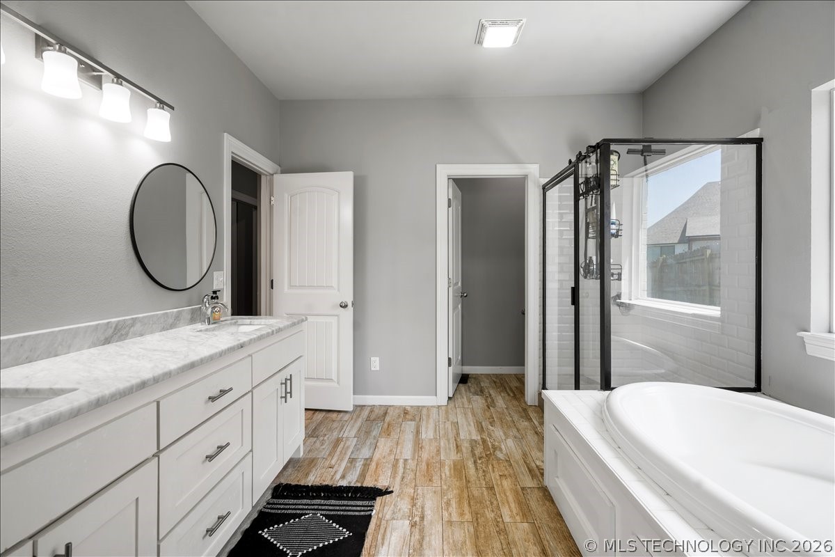 14302 S Florence Avenue Property Photo 20