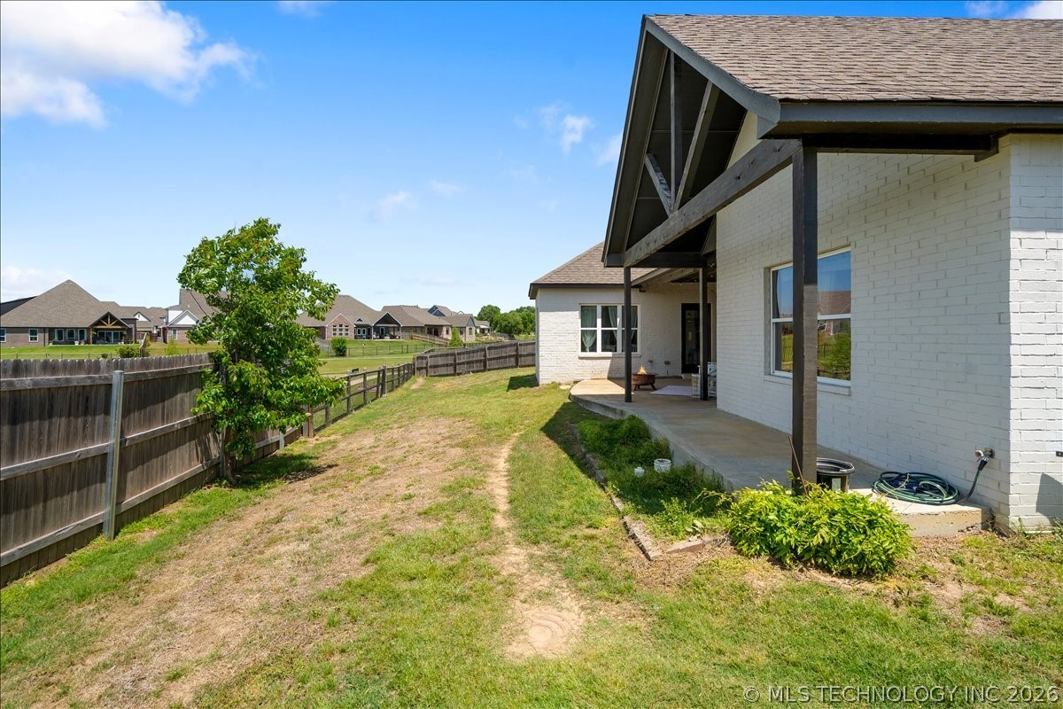 14302 S Florence Avenue Property Photo 37