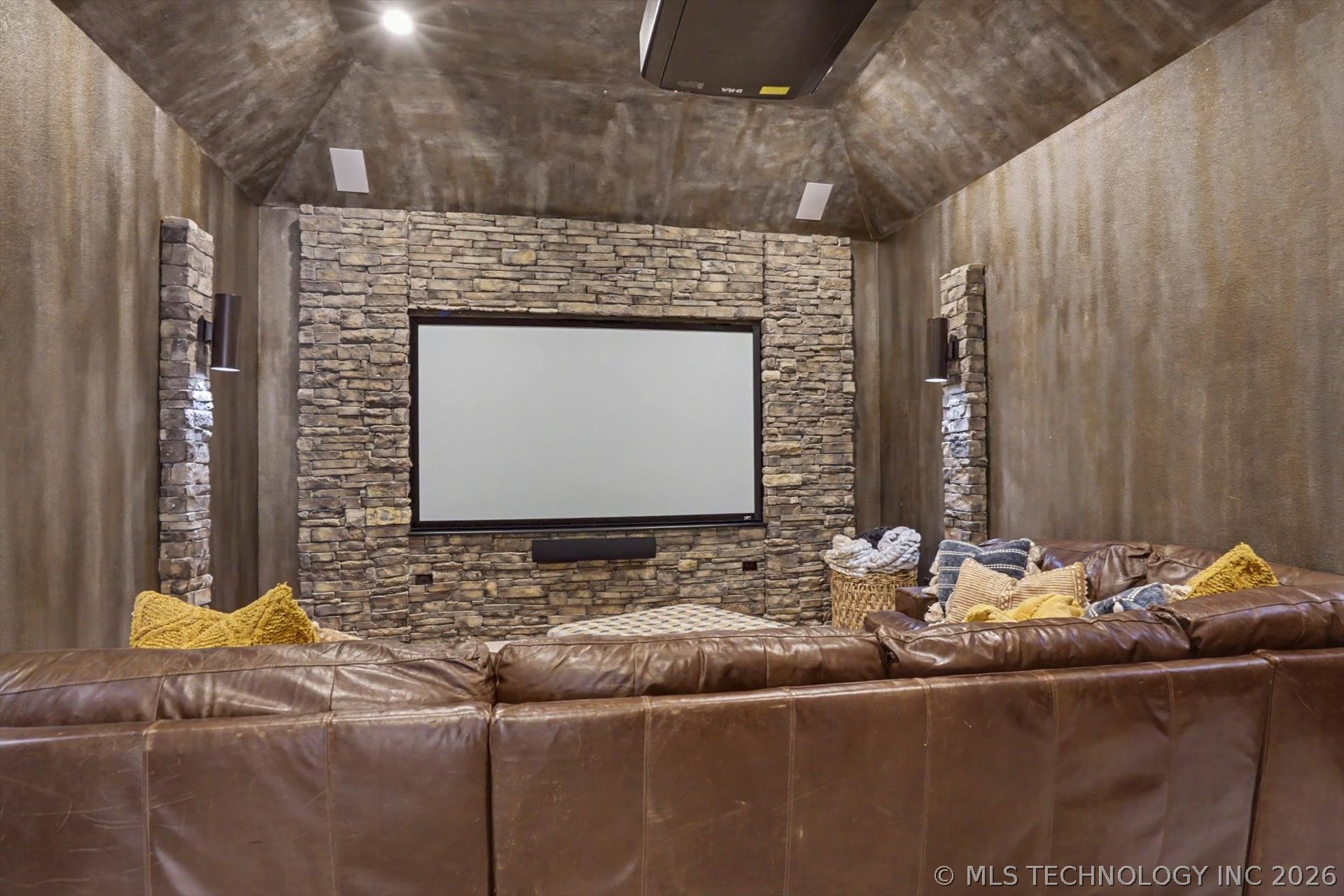6372 N Wildwood Lane Property Photo 21
