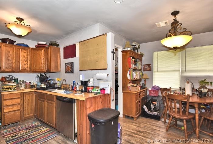921 S Mullins Avenue Property Photo 7