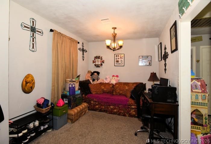 921 S Mullins Avenue Property Photo 10