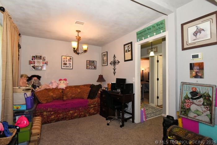 921 S Mullins Avenue Property Photo 11