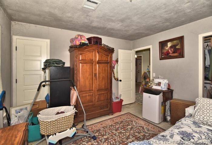 921 S Mullins Avenue Property Photo 15