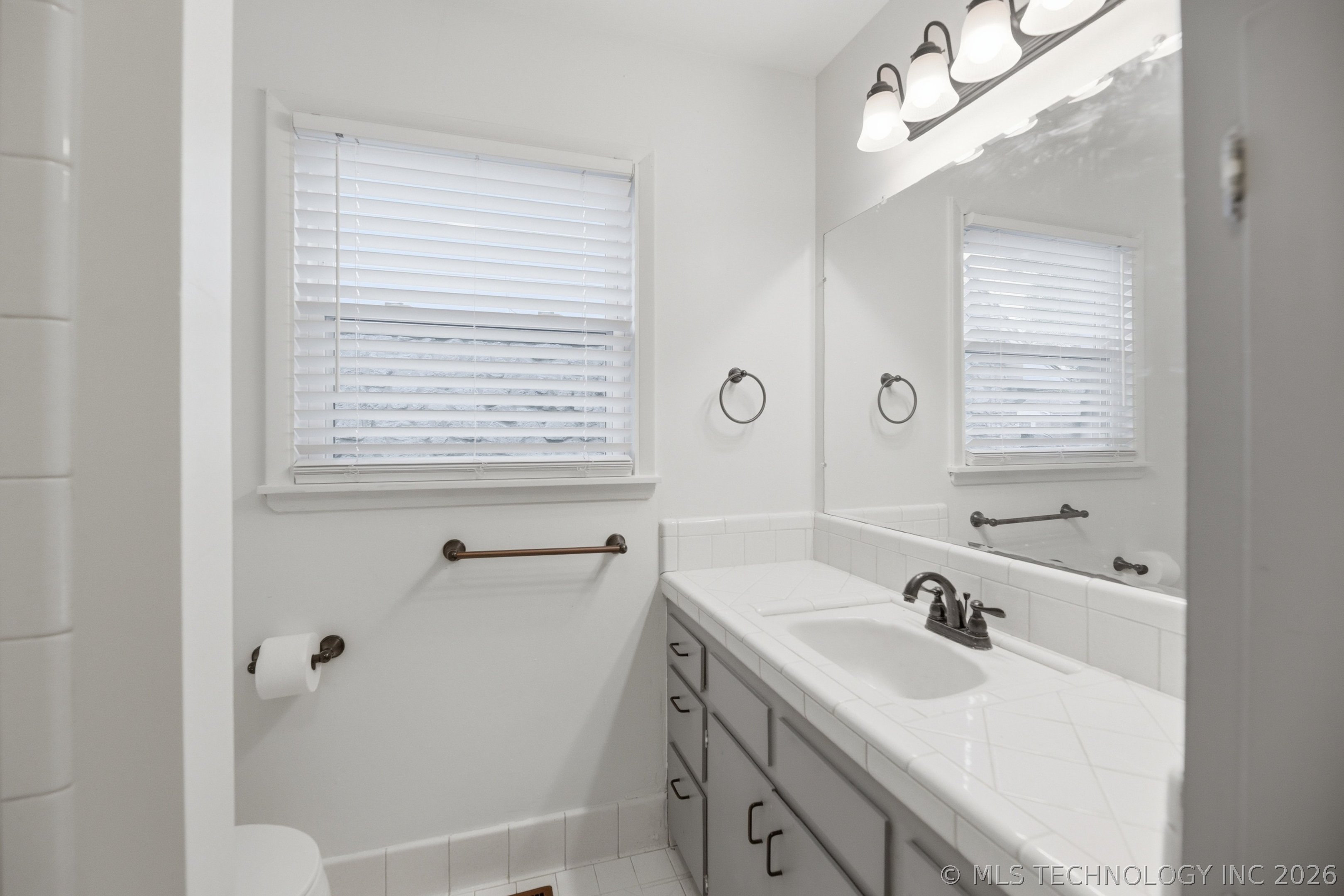 4130 E 49th Street S Property Photo 16