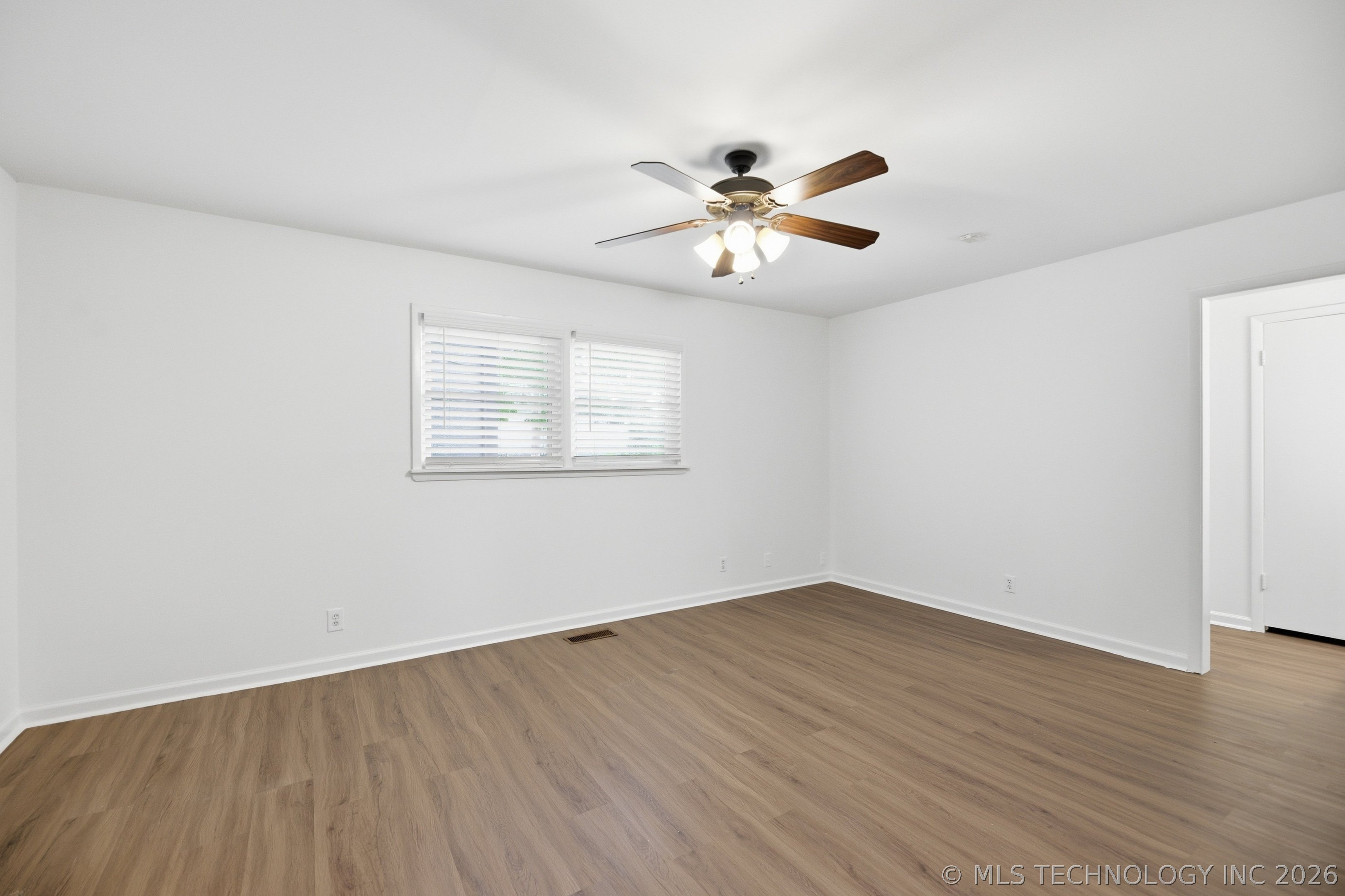 4130 E 49th Street S Property Photo 20