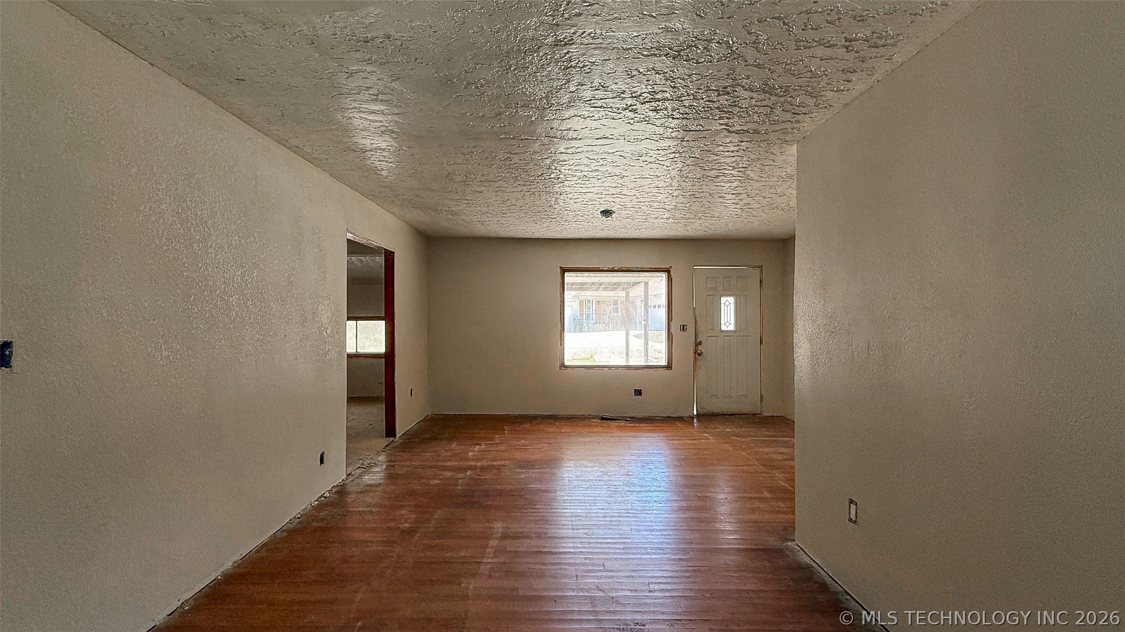 105 Park Row Property Photo 16