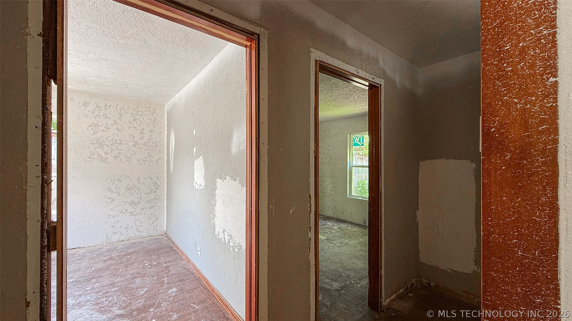 105 Park Row Property Photo 18