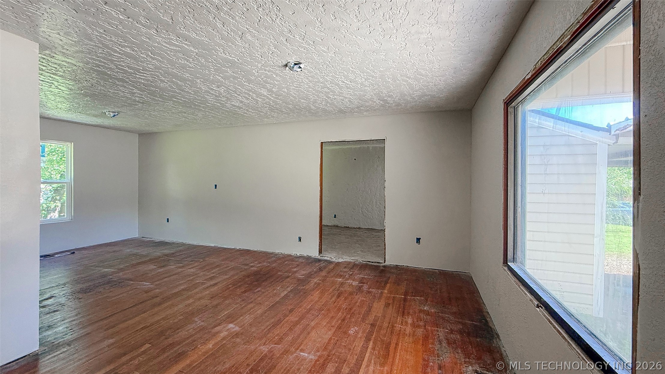 105 Park Row Property Photo 20