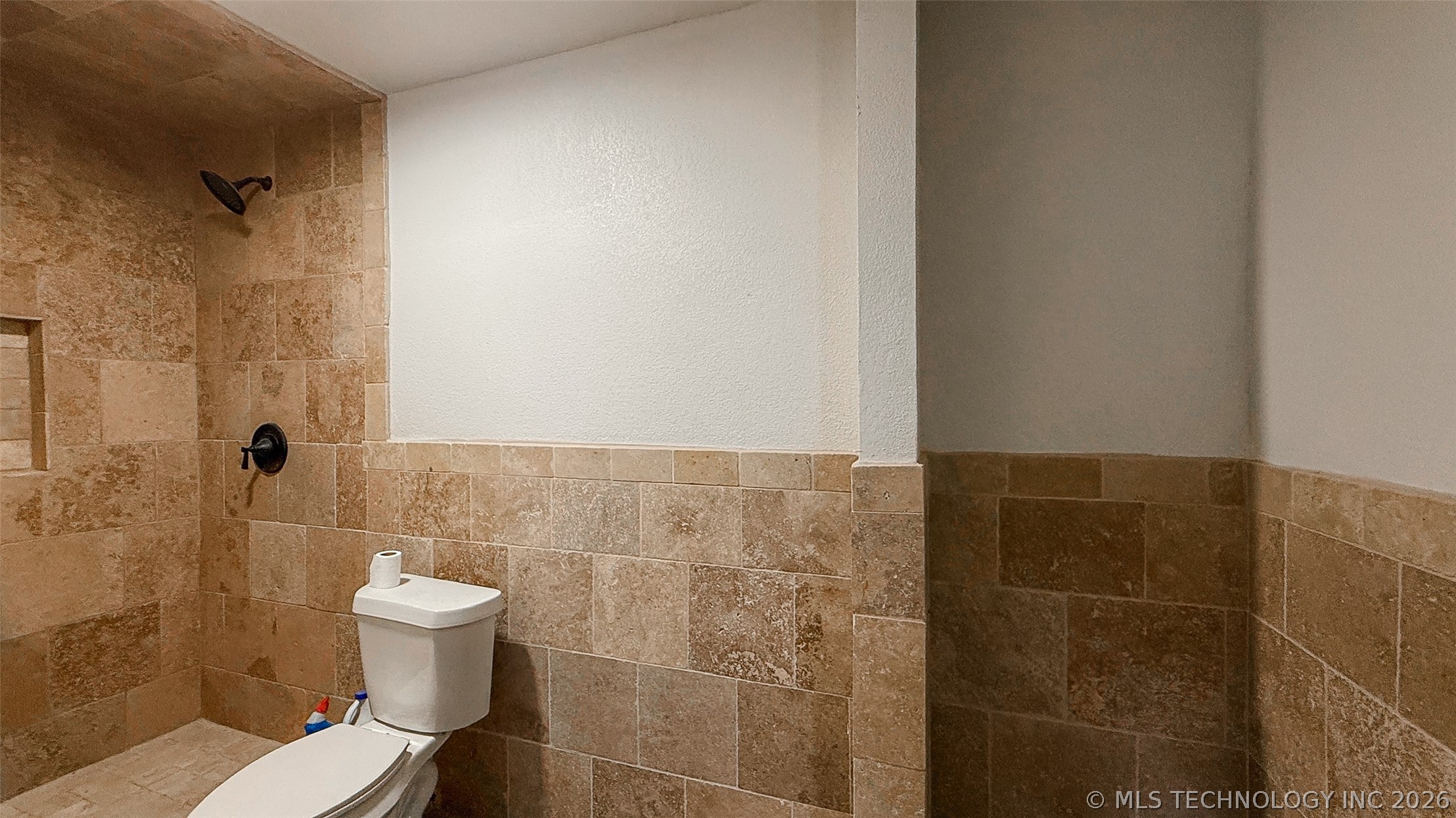 105 Park Row Property Photo 24