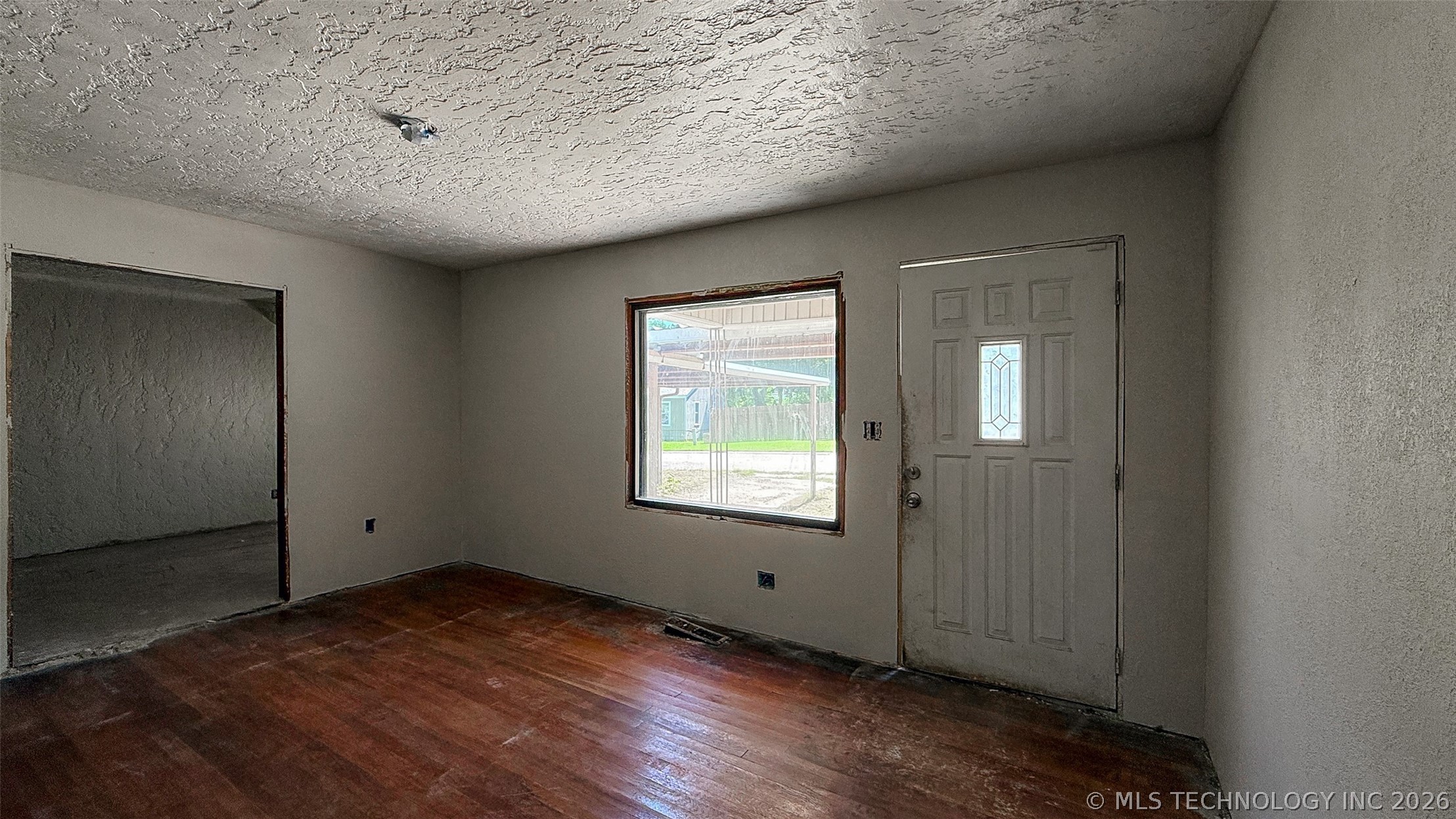 105 Park Row Property Photo 31