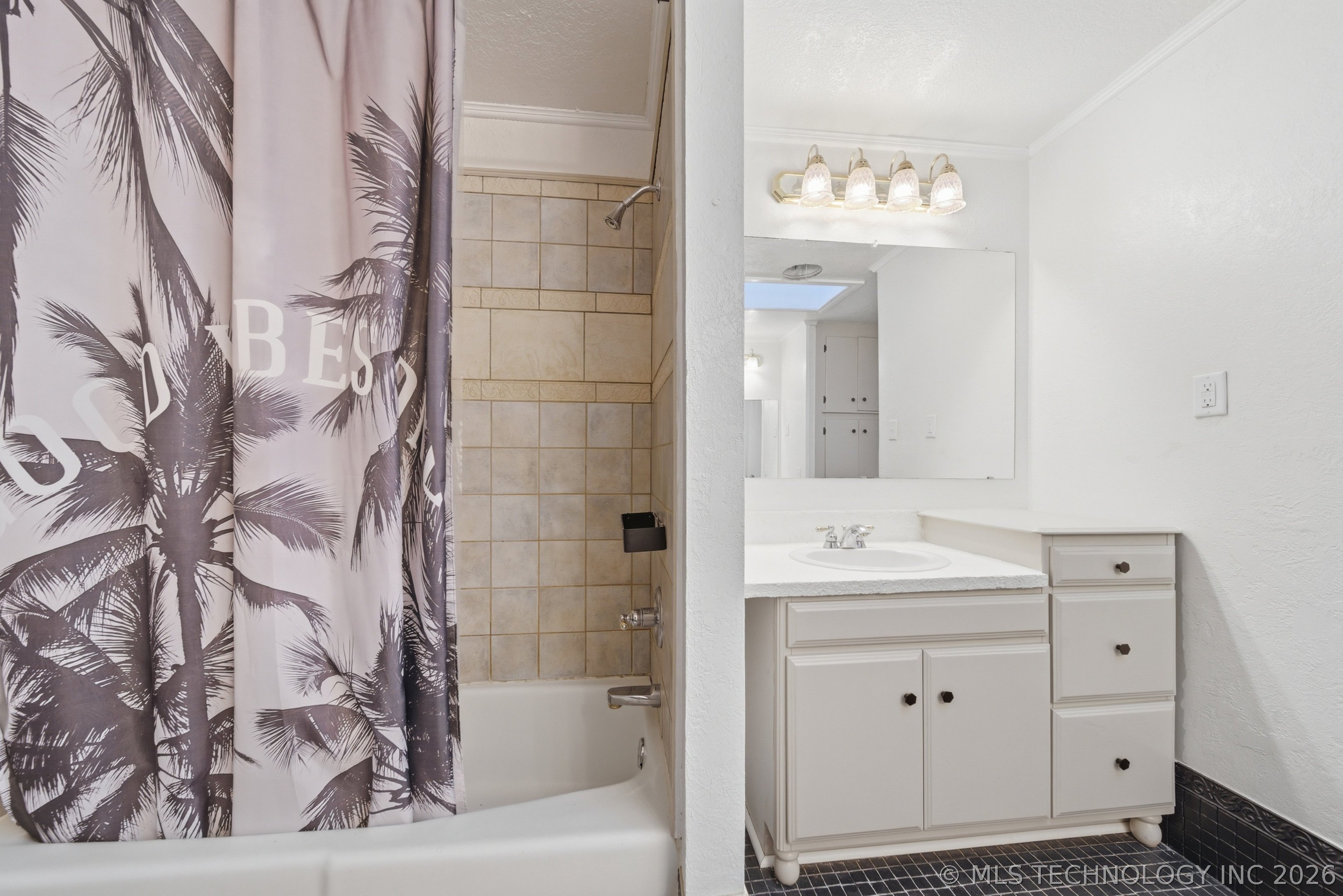 782 N 4380 Road Property Photo 29