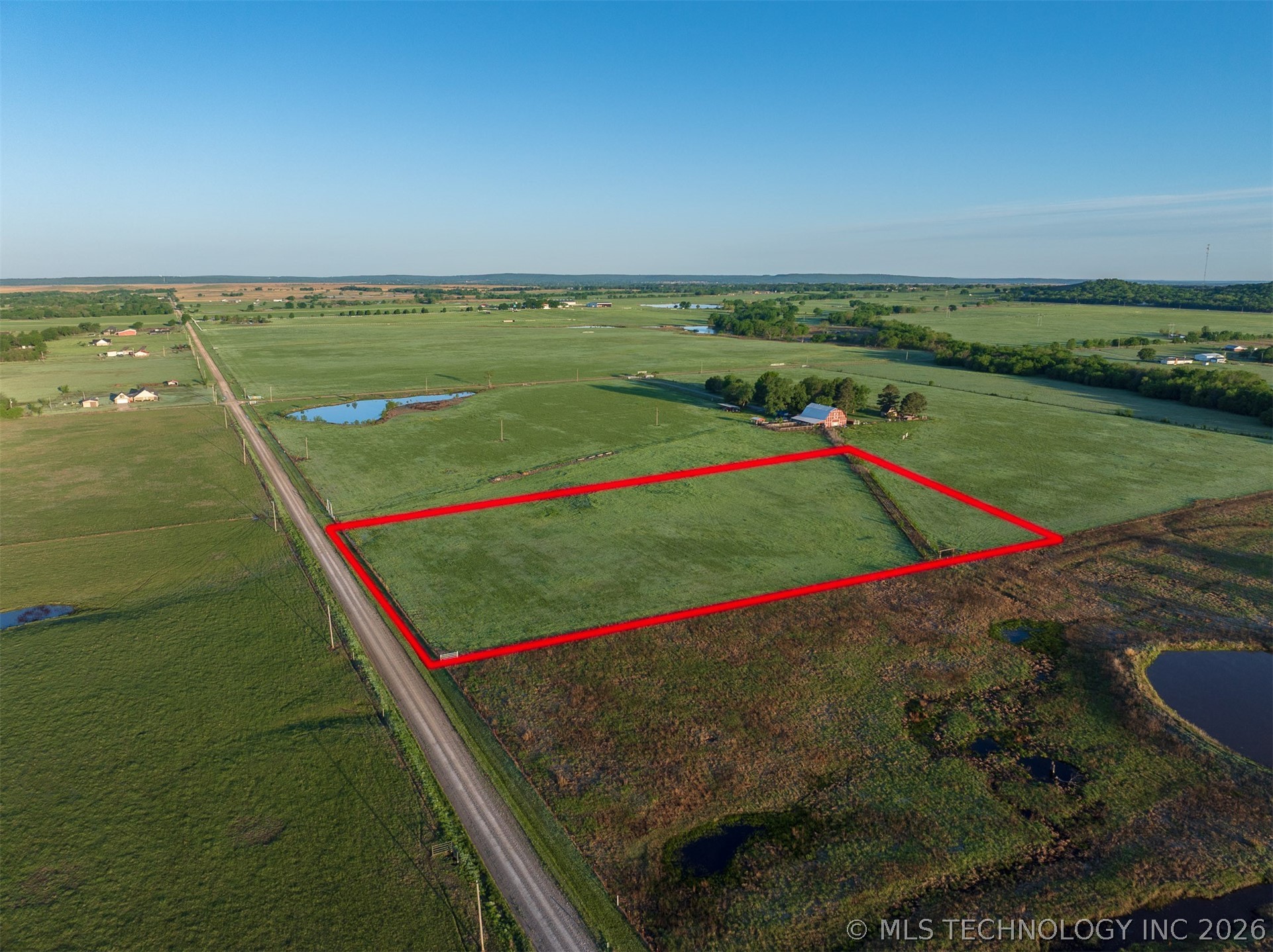 4 N 300 Road Property Photo 8