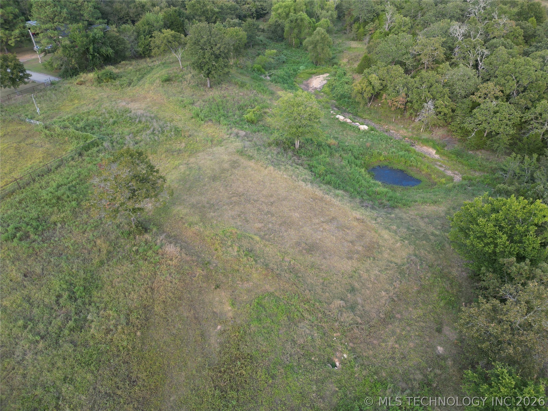200 Hickory Loop Property Photo 10